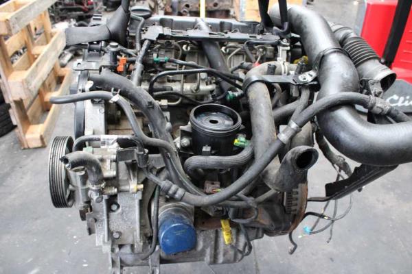 MOTEUR CITROEN / PEUGEOT 2.0HDI CODE RHZ 10DYPC - Vue 2